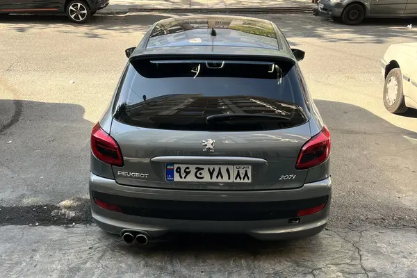 پژو 207
