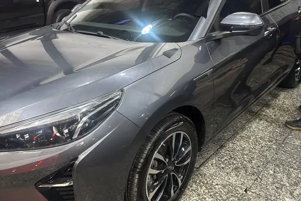 کی ام سی eJ7