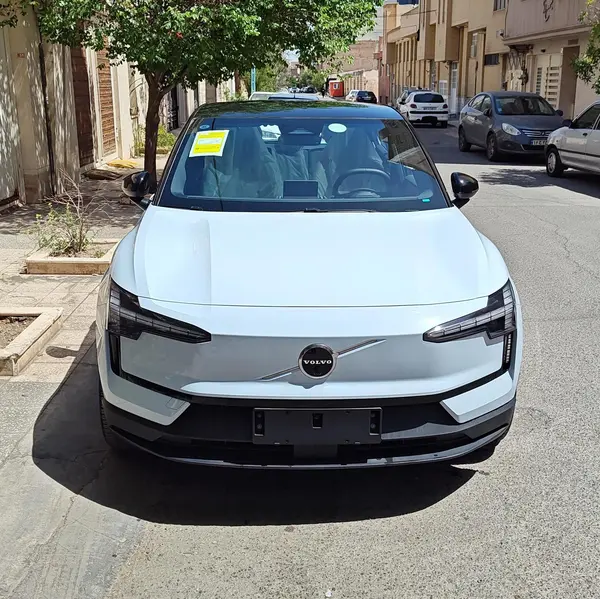 عکس ولوو EX30