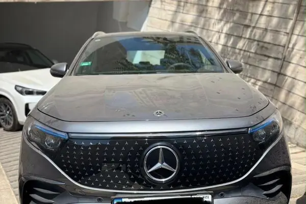 عکس بنز کلاس EQA