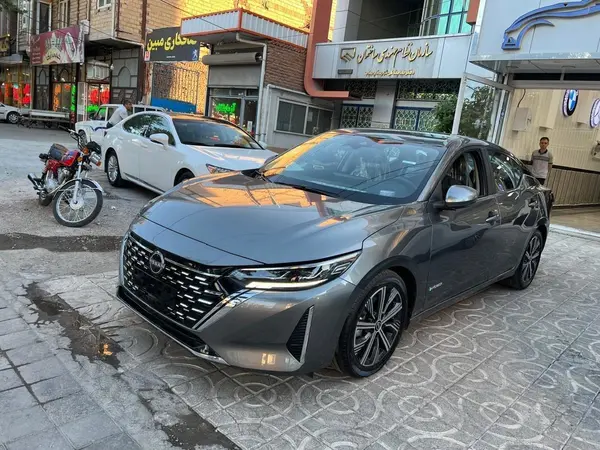 نیسان سیلفی e-POWER