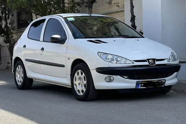 پژو 206