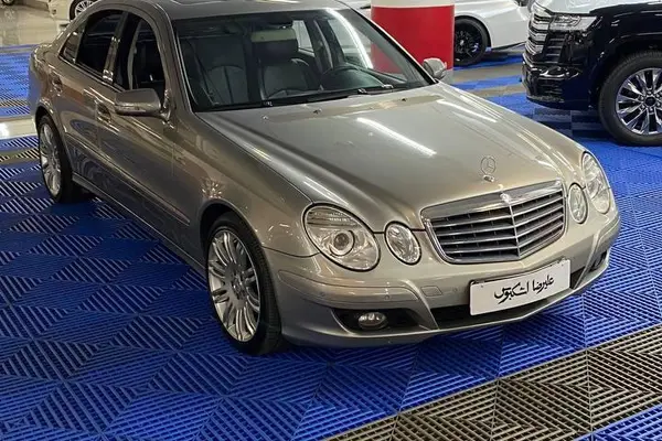 بنز کلاس E (مونتاژ)