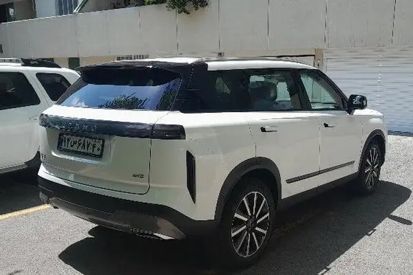 عکس لوکانو L7