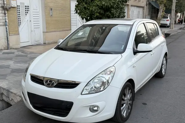 عکس هیوندای i20