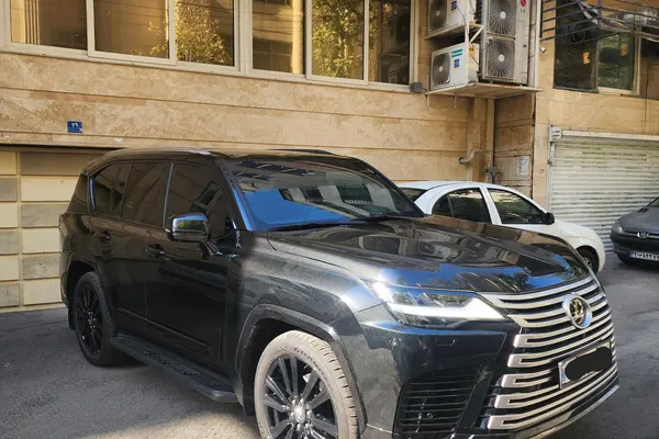 لکسوس LX