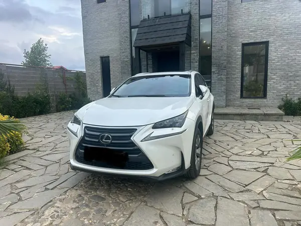 لکسوس NX