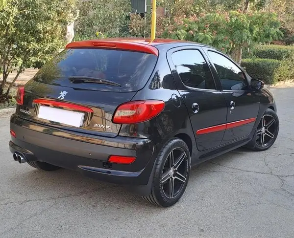 پژو 207