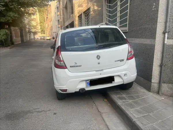 عکس رنو ساندرو