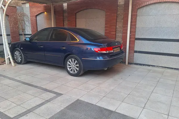 هیوندای آزرا (گرنجور)