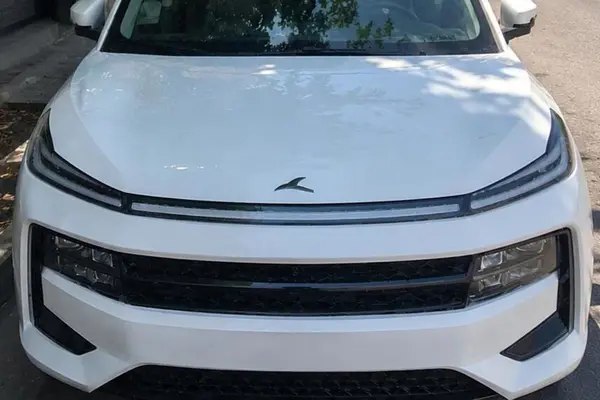 عکس کی ام سی Sr6