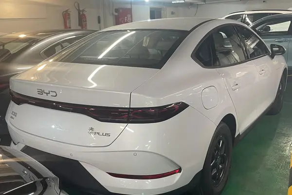 بی وای دی چین پلاس DMi