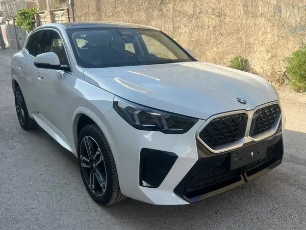 عکس بی ام و X2