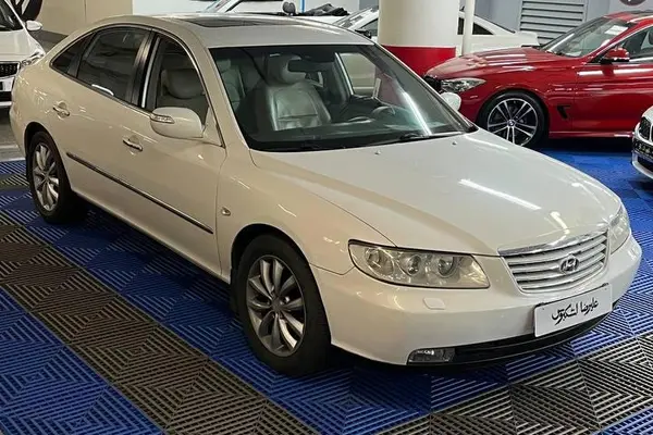 هیوندای آزرا (گرنجور)