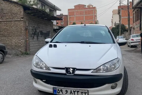 پژو 206