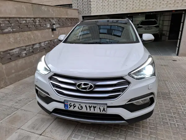 عکس هیوندای سانتافه