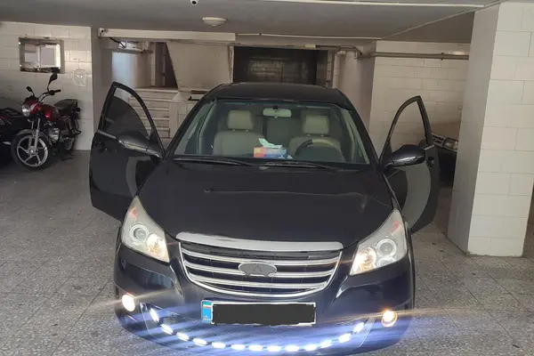 عکس ام وی ام 550