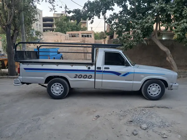 مزدا وانت تک‌کابين