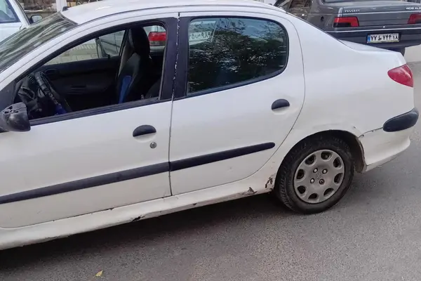 پژو 206 SD