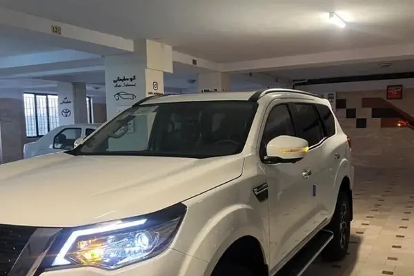 نیسان ترا