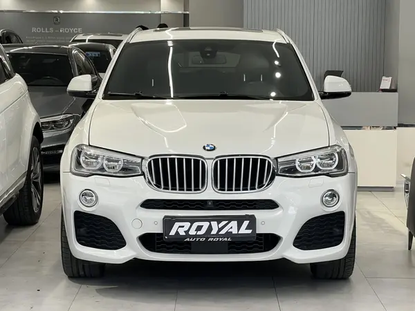 بی ام و X4