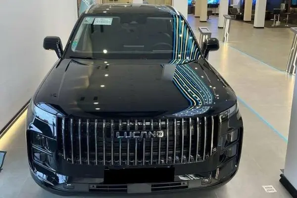 لوکانو L7