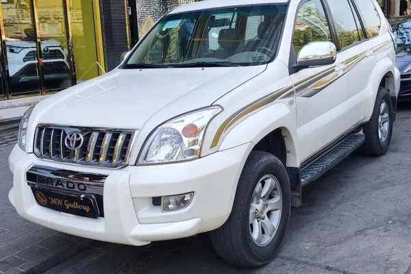 پرادو  چهار در