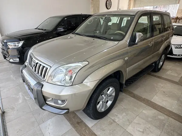 تویوتا پرادو  چهار در