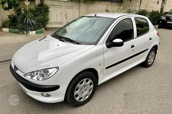 پژو 206