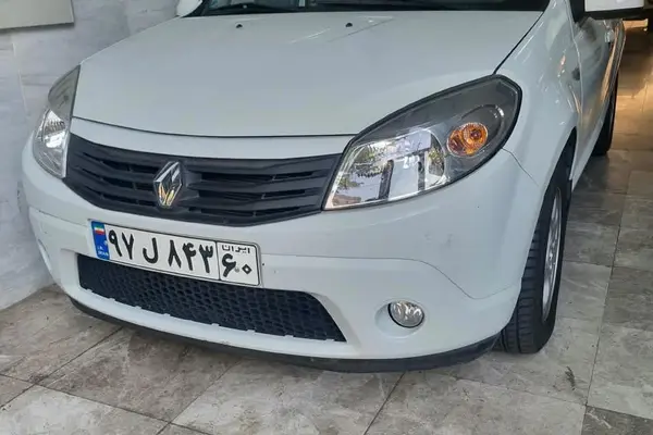 رنو ساندرو