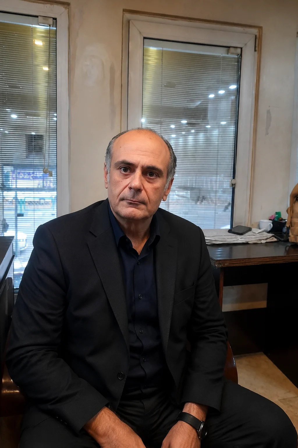 مدیر نمایشگاه اتو گالری پرشین