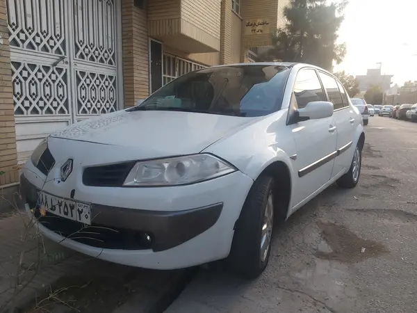رنو مگان (مونتاژ)