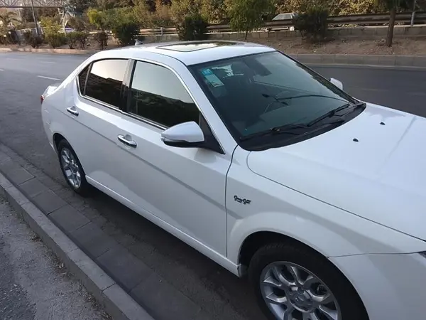 عکس دنا پلاس EF7