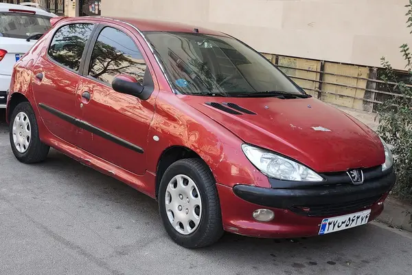 پژو 206