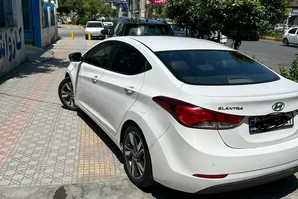 هیوندای النترا