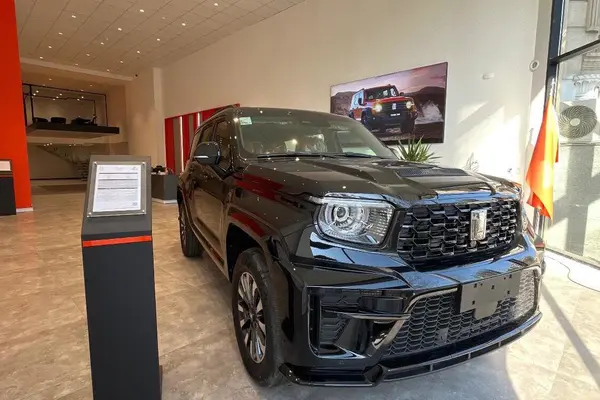 عکس تانک 700