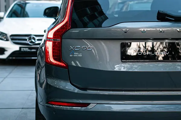 ولوو XC90