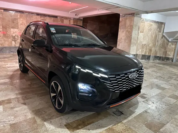 ام وی ام X33 کراس