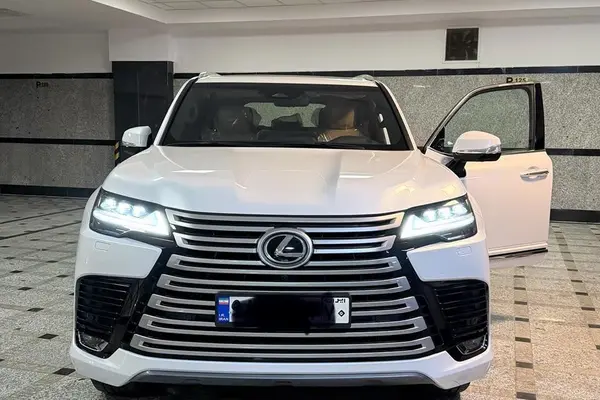 لکسوس LX