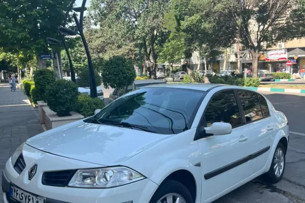 رنو مگان (مونتاژ)