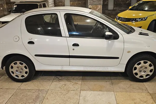 پژو 206 SD
