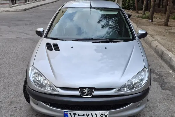 پژو 206