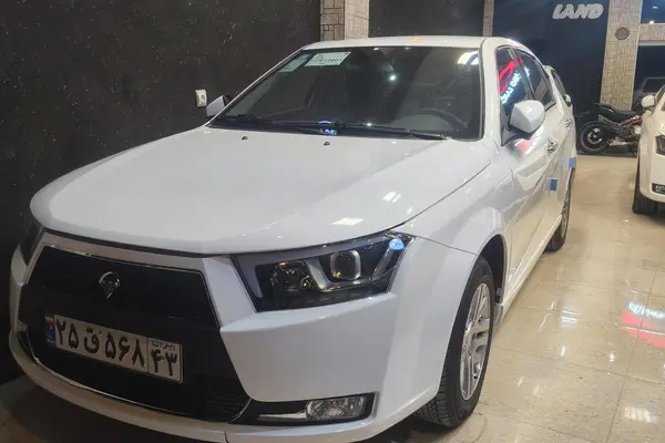عکس دنا پلاس EF7P