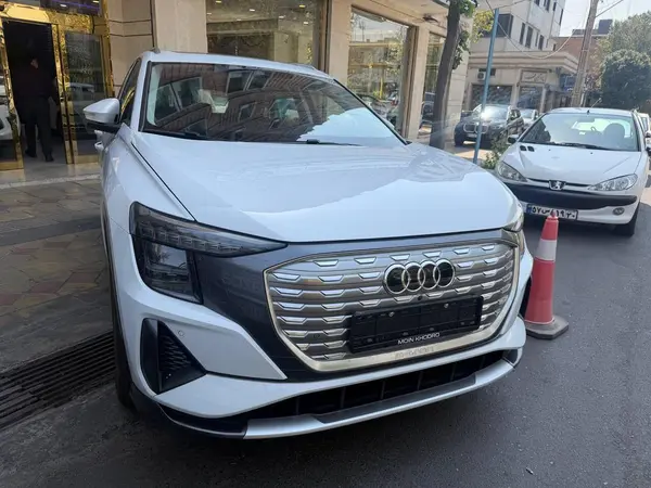 آئودی Q5 e-tron