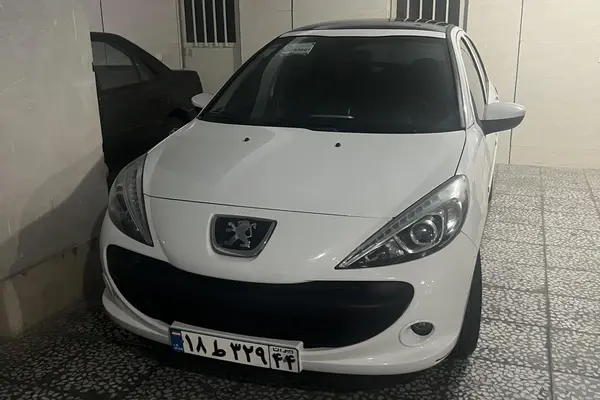 پژو 207