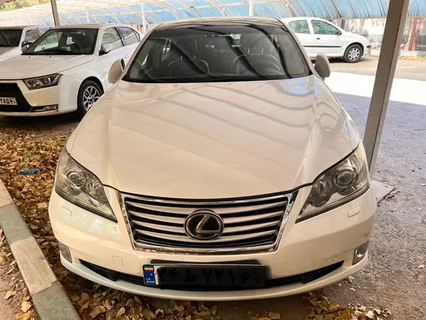 عکس لکسوس ES