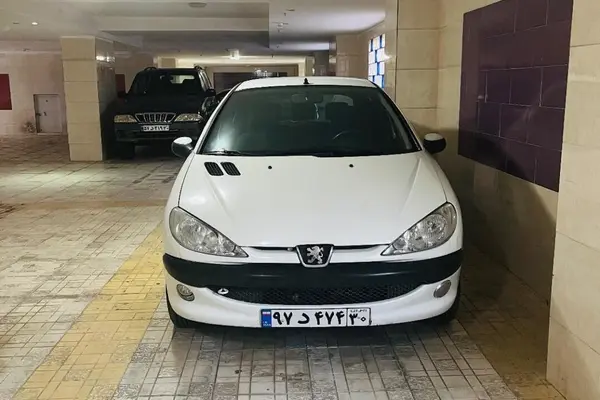 پژو 206