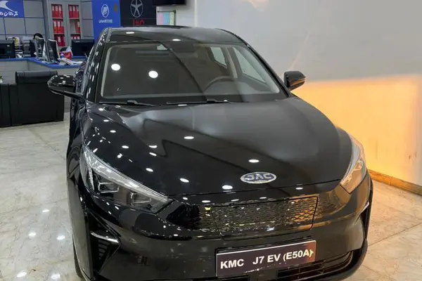 کی ام سی eJ7