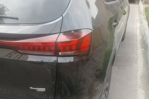 کی ام سی X5