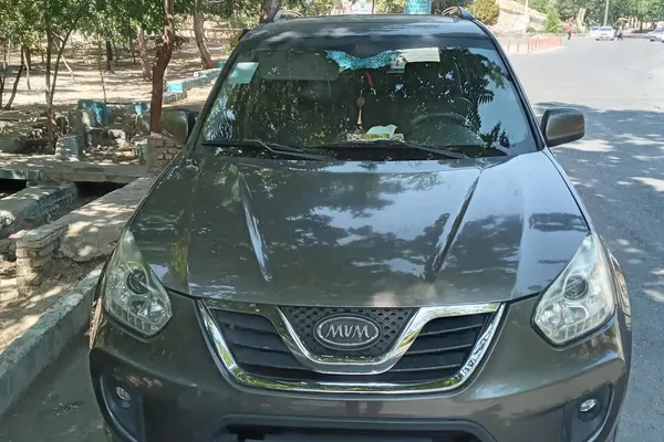 عکس ام وی ام X33